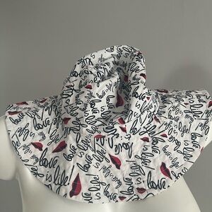 Diane Von Furstenberg Love is Life Hat
